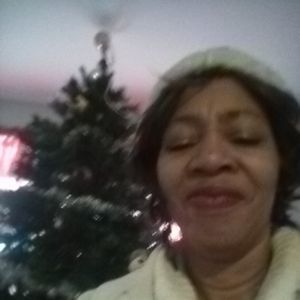 Meet your Posher, Regina